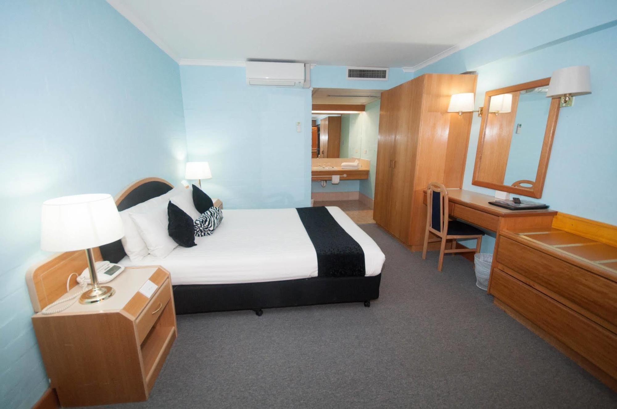 Capital Airport Motel Queanbeyan Exteriör bild
