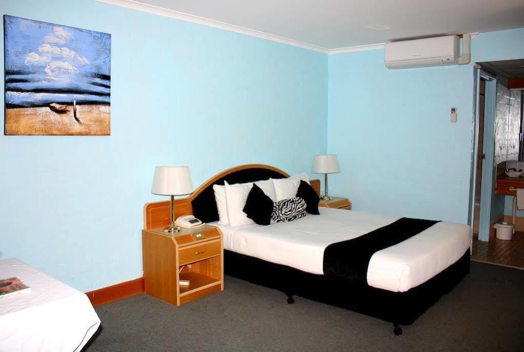 Capital Airport Motel Queanbeyan Exteriör bild